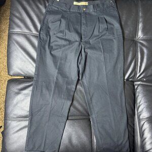 NWT Cabela's Casuals Men's Chino Pants Black Cotton Pleated Wrinkle Free W40 L32